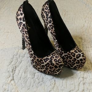 qupid leopard heels